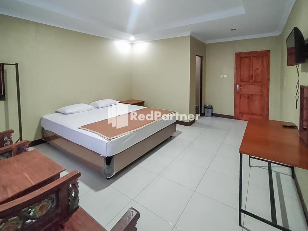 Pertiwi Village Redpartner Paragajen Ngoại thất bức ảnh